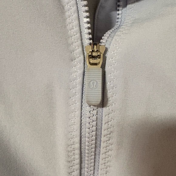 Lululemon Round Trip Jacket - Cool Breeze - Picture 6 of 8